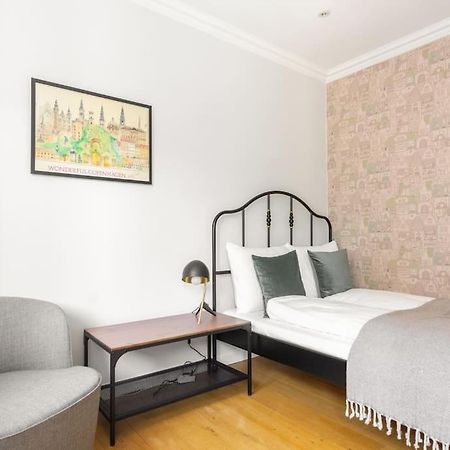 Cozy Apartment In Christianshavn W Two Balconies. コペンハーゲン エクステリア 写真