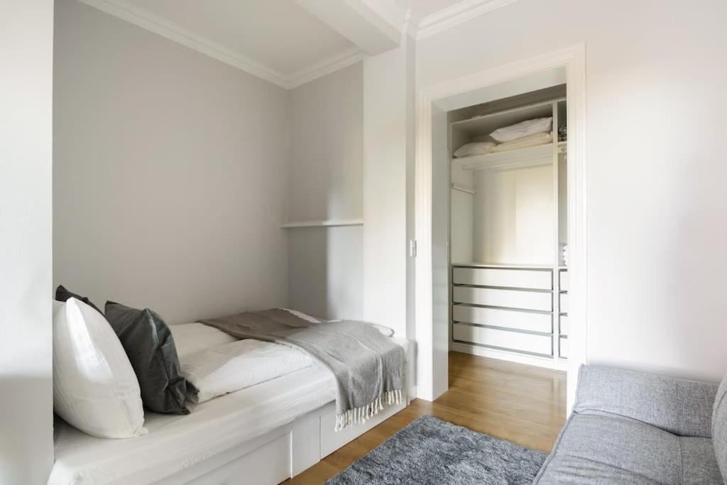 Cozy Apartment In Christianshavn W Two Balconies. コペンハーゲン エクステリア 写真
