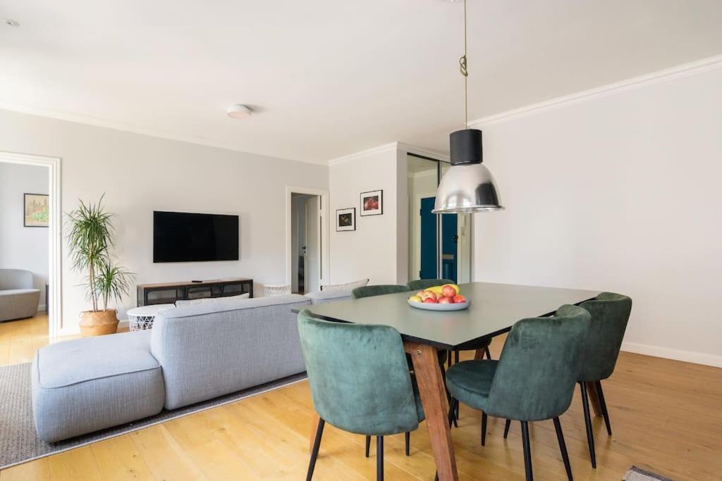 Cozy Apartment In Christianshavn W Two Balconies. コペンハーゲン エクステリア 写真